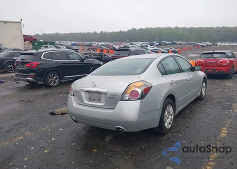 2010 Nissan Altima 2.5 S z USA, uszkodzony, nr VIN 1N4AL2AP9AN458441